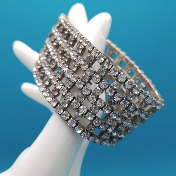 Vintage Clear Rhinestone Stretch Bracelet Silver Tone Wide Sparkling Cuff - Picture 2 of 9